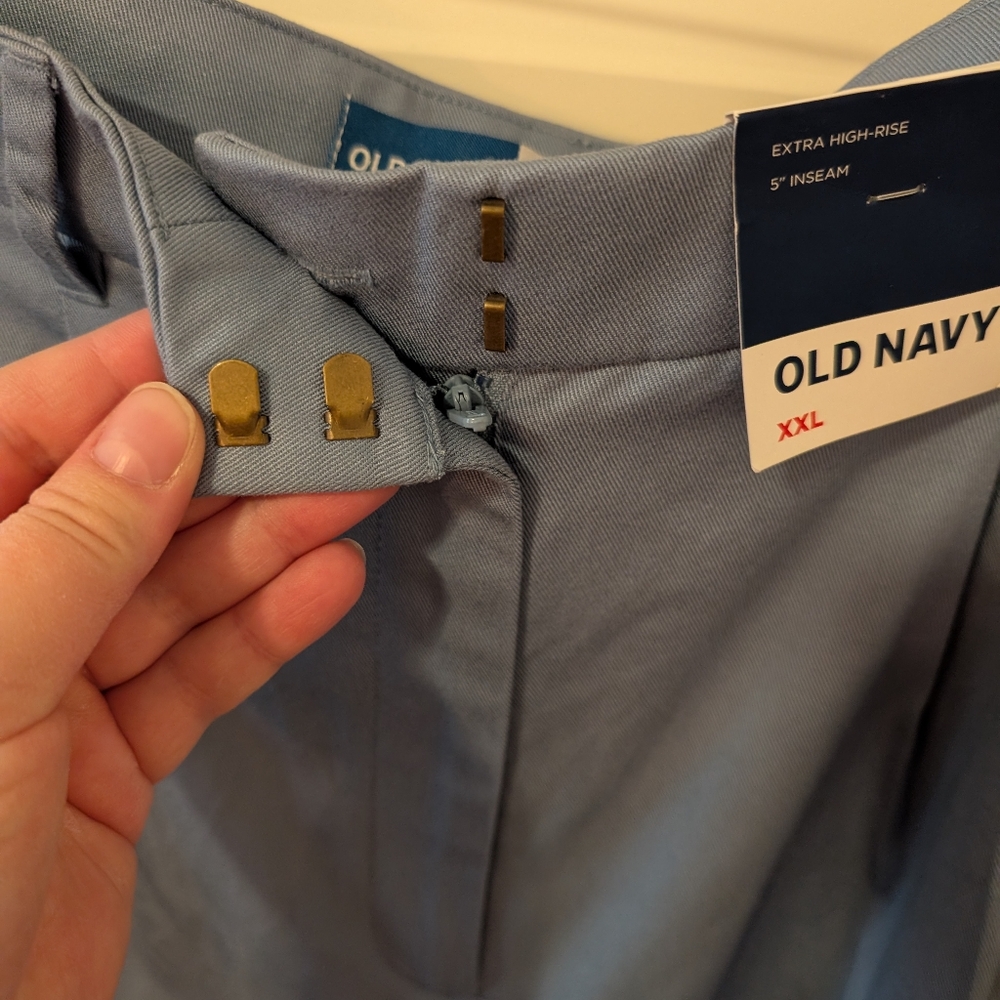 OLD NAVY Shorts in Light Blue Pleat Front High Rise 5 in Inseam Plus Size XXL - Picture 7 of 13